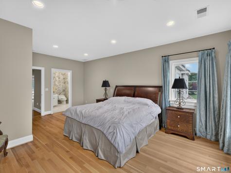 55 Hunters Ridge Rocky Hill CT 06067