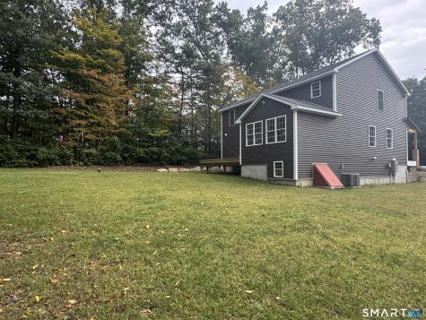 26 Hyde Farm Terrace East Hampton CT 06424