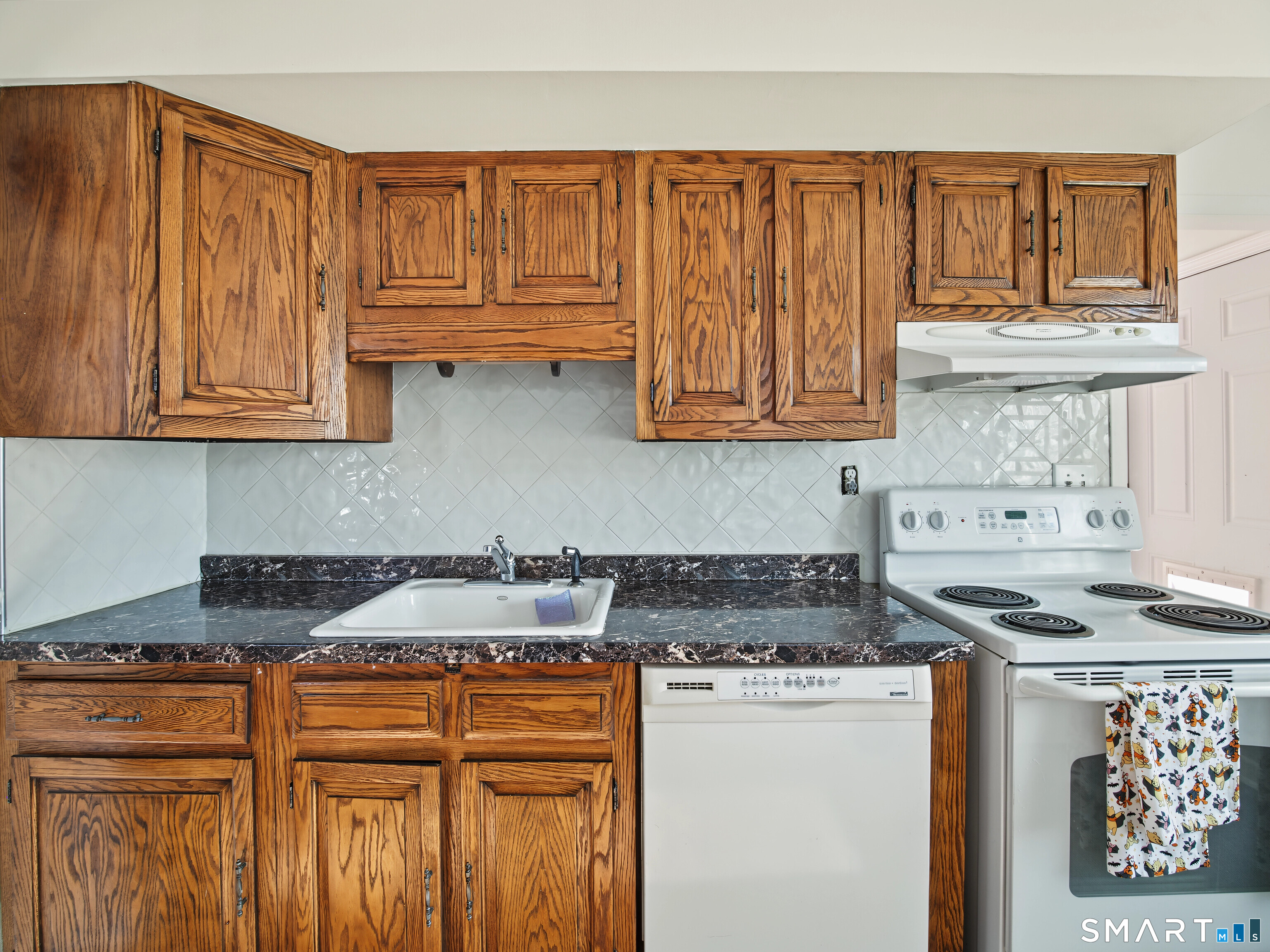 76 Great Circle Road West Haven CT 06516