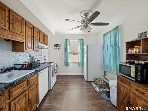 76 Great Circle Road West Haven CT 06516