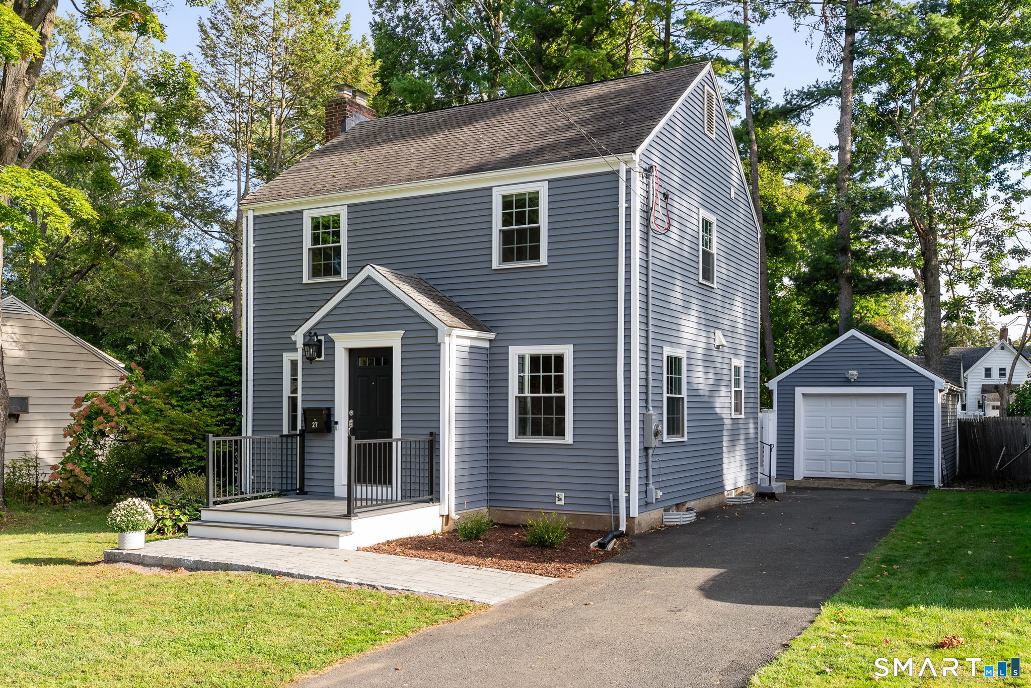 27 Hilltop Drive West Hartford CT 06107