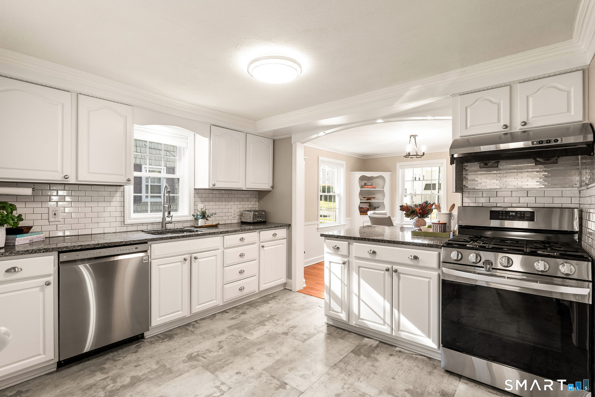 27 Hilltop Drive West Hartford CT 06107