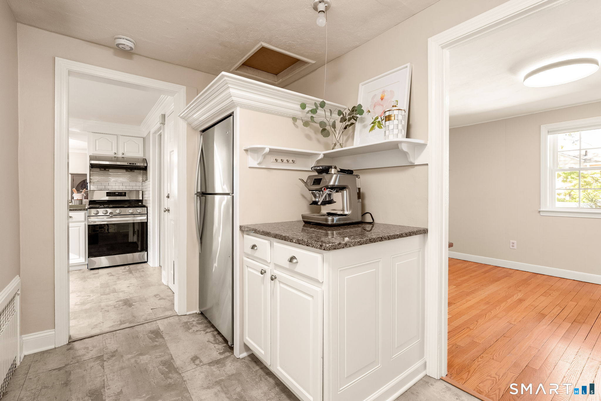 27 Hilltop Drive West Hartford CT 06107