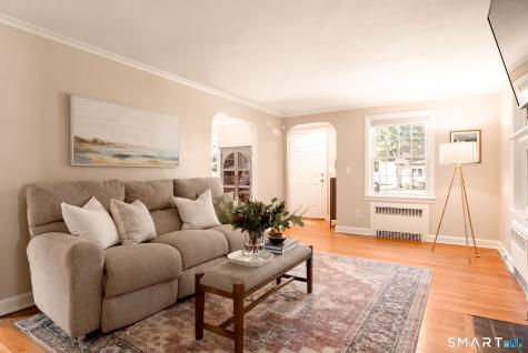 27 Hilltop Drive West Hartford CT 06107