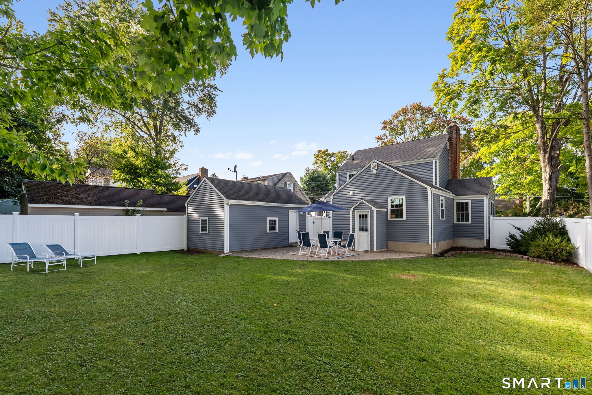 27 Hilltop Drive West Hartford CT 06107