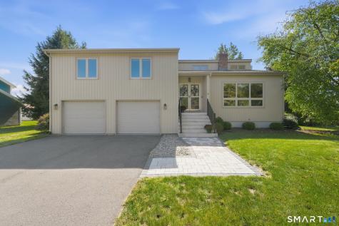 207 Lisa Drive South Windsor CT 06074