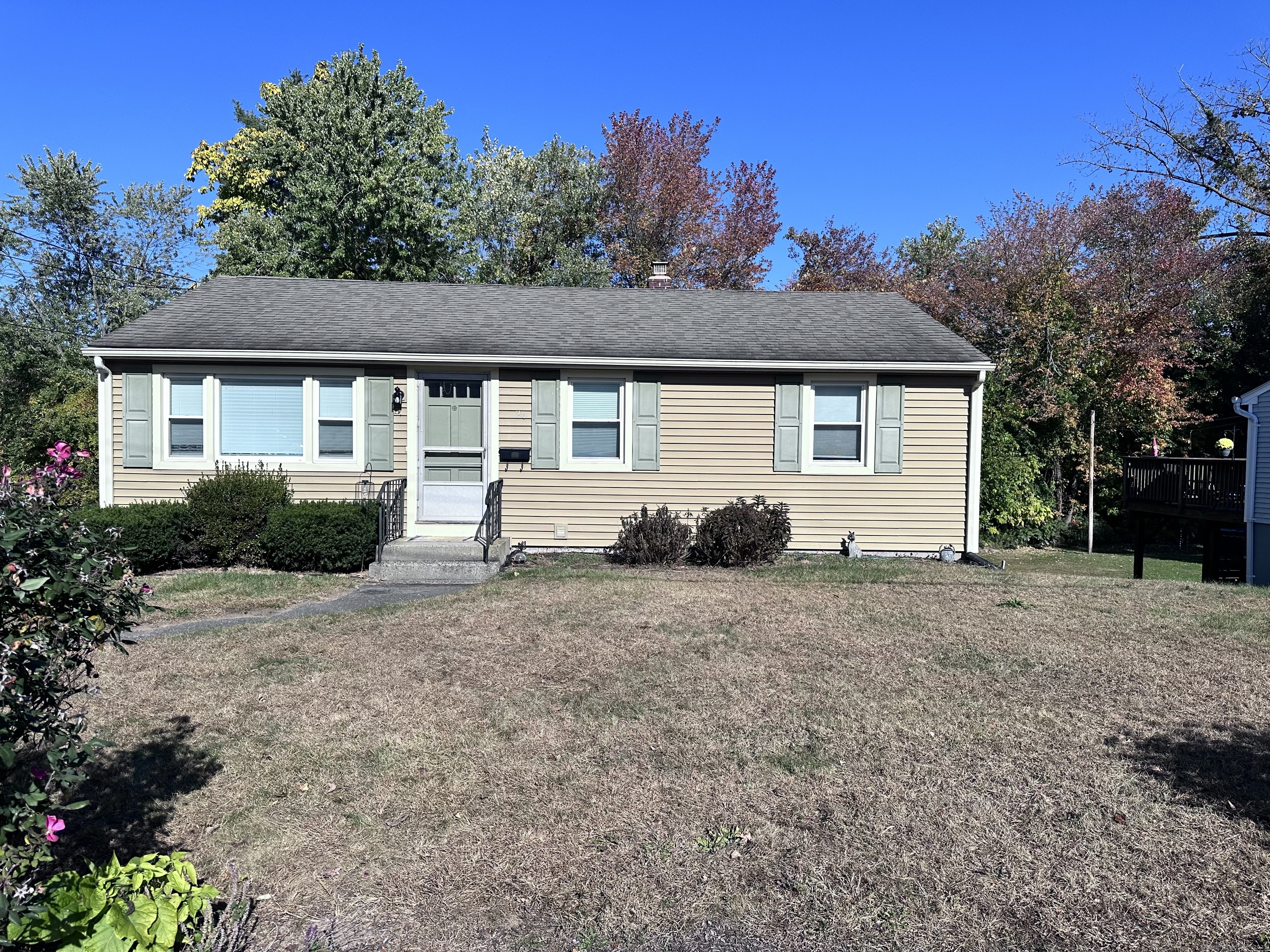 26 Dewey Place Plainville CT 06062
