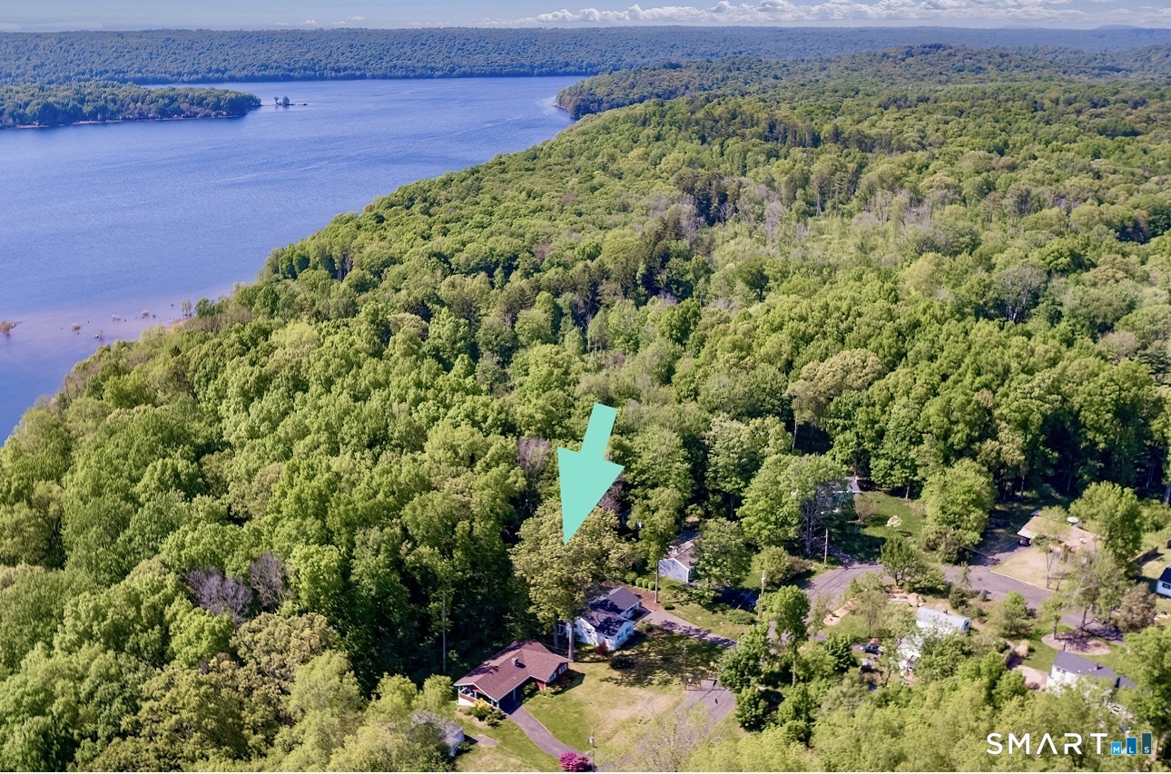 34 Evergreen Drive North Branford CT 06471