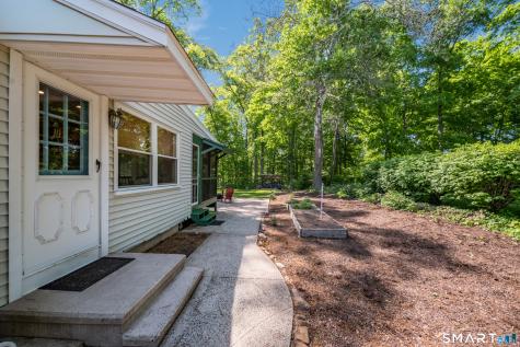34 Evergreen Drive North Branford CT 06471