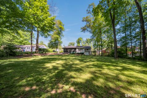 34 Evergreen Drive North Branford CT 06471