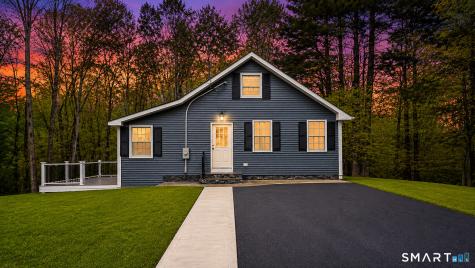 15 Towner Lane Oxford CT 06478