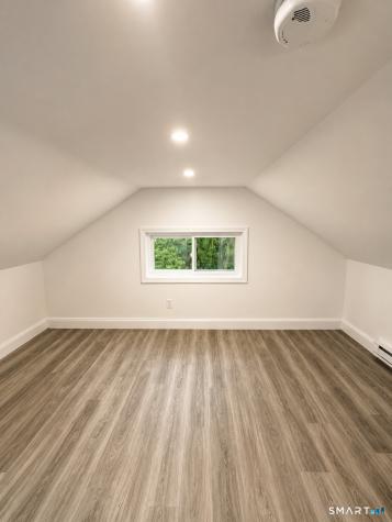 15 Towner Lane Oxford CT 06478