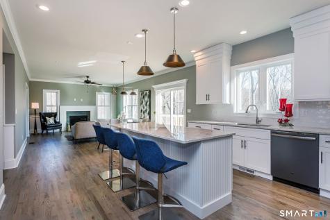 24 Deerwood Road Oxford CT 06478
