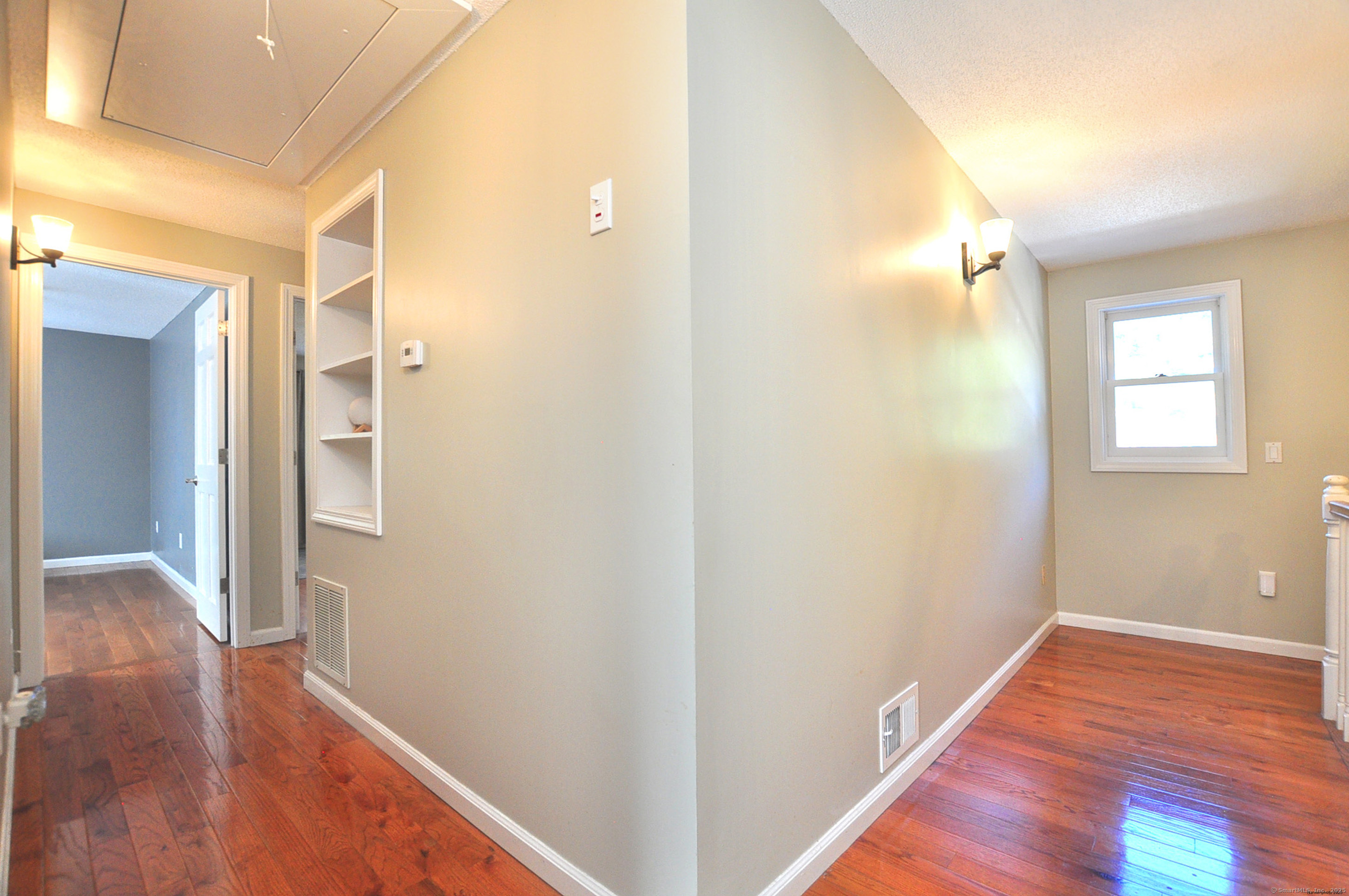 274 Smith Street South Windsor CT 06074