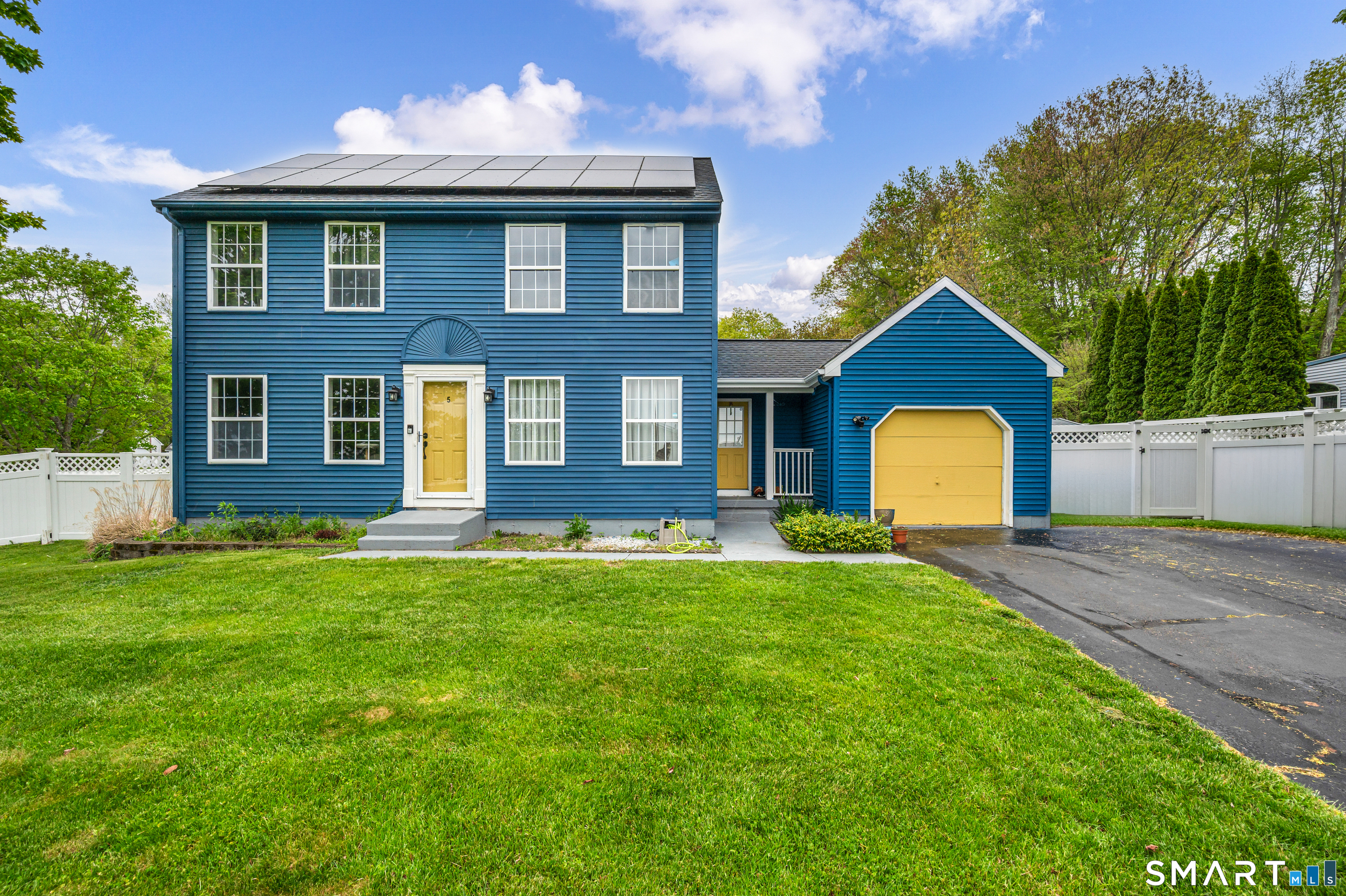 5 Bentley Drive Manchester CT 06040