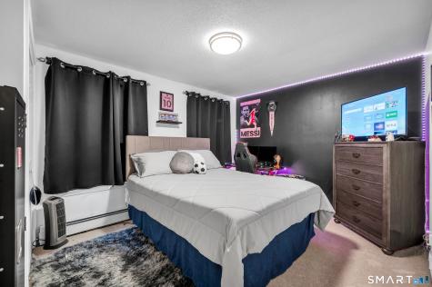 5 Bentley Drive Manchester CT 06040