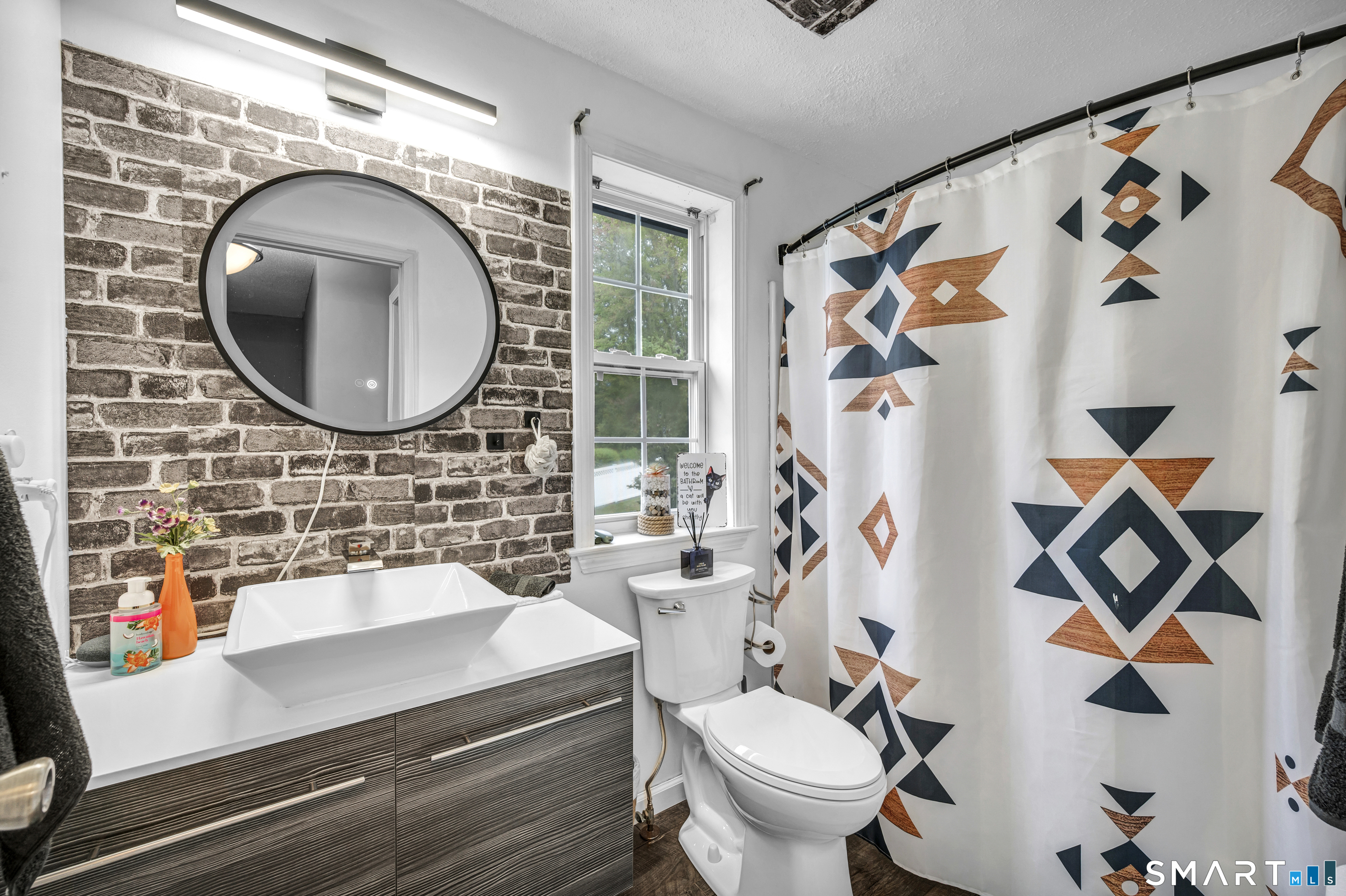 5 Bentley Drive Manchester CT 06040