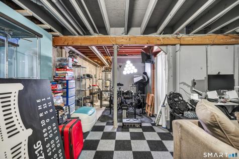 5 Bentley Drive Manchester CT 06040