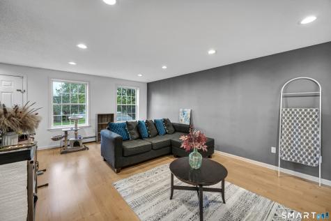 5 Bentley Drive Manchester CT 06040