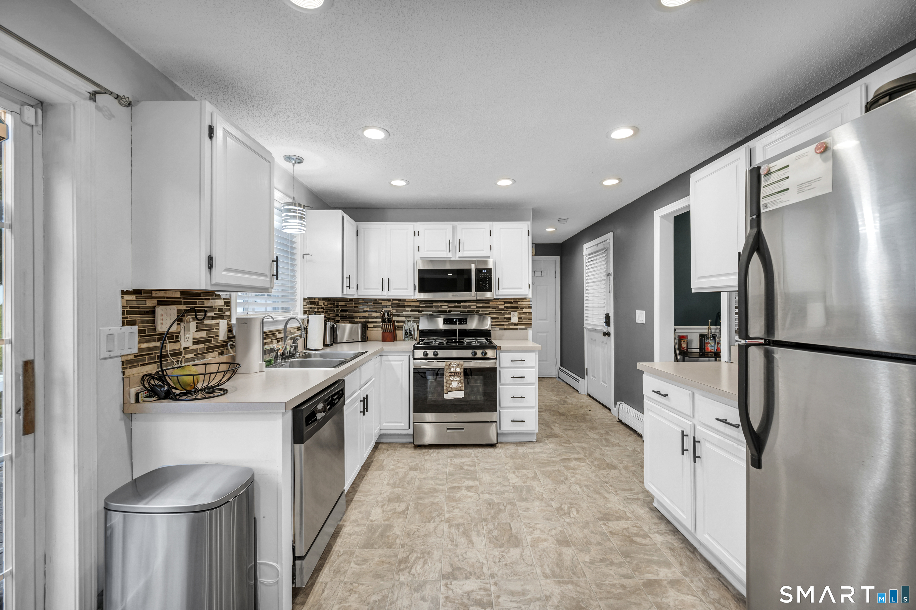 5 Bentley Drive Manchester CT 06040