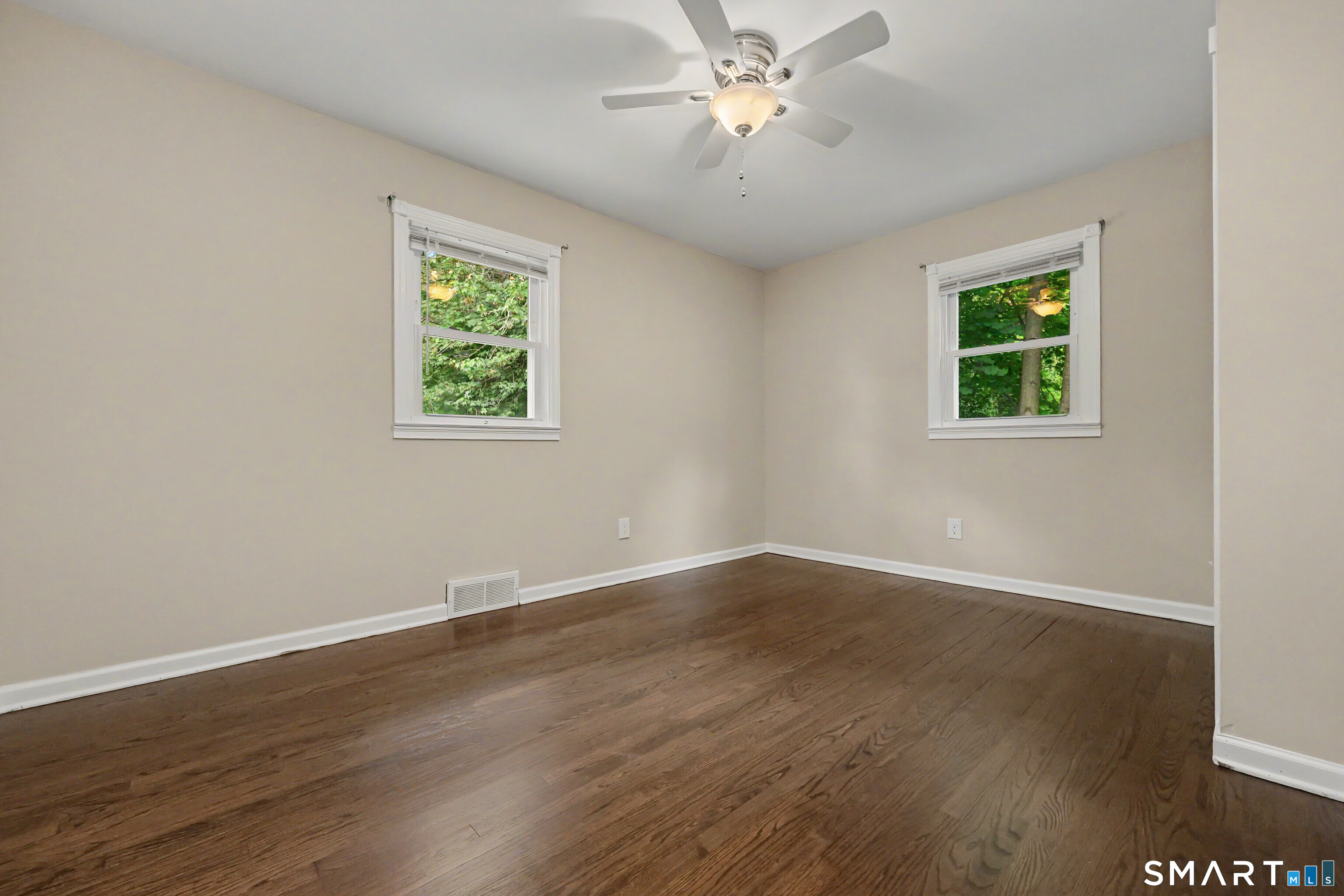 15 Whitwell Street Milford CT 06460