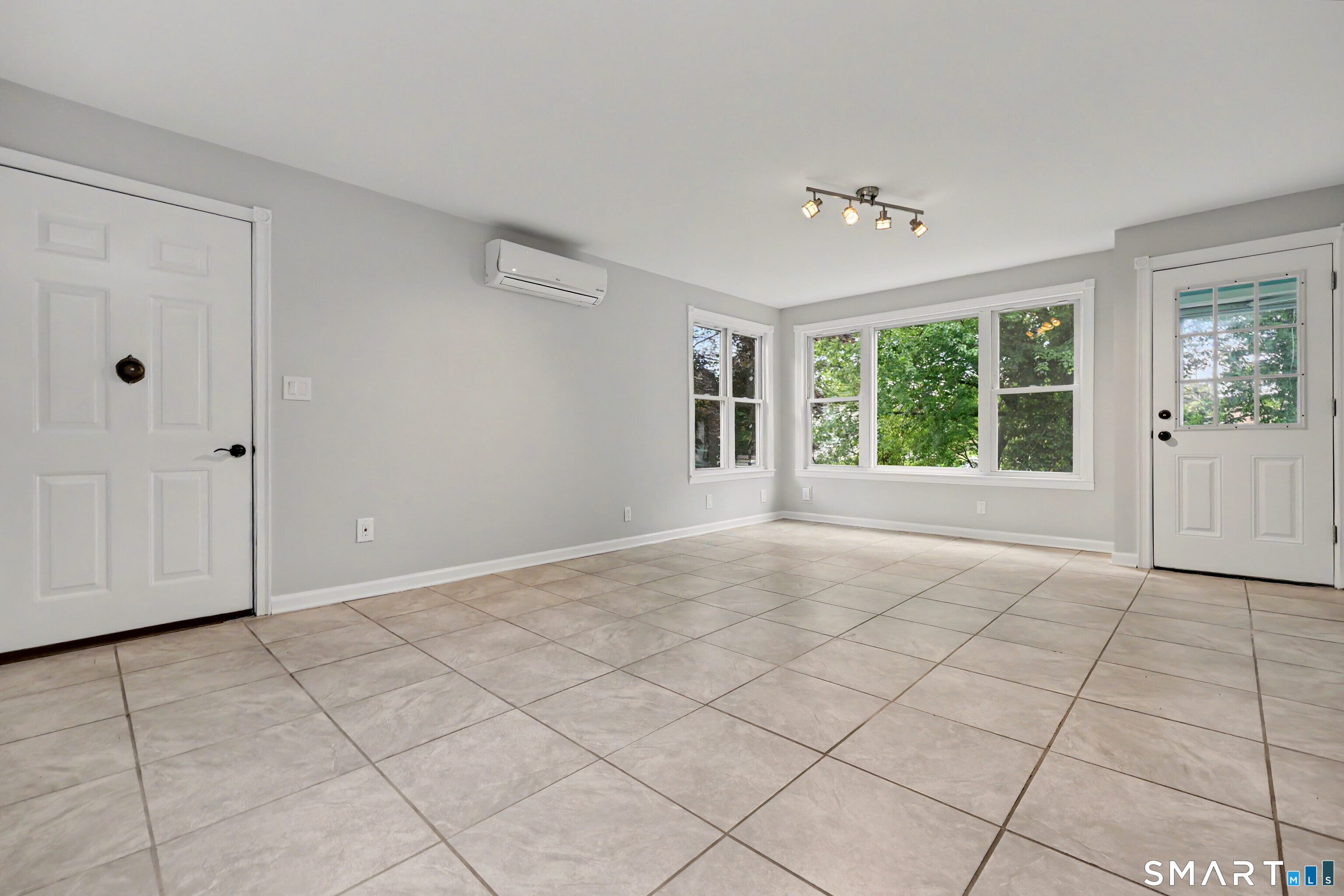 15 Whitwell Street Milford CT 06460