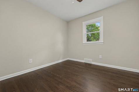 15 Whitwell Street Milford CT 06460
