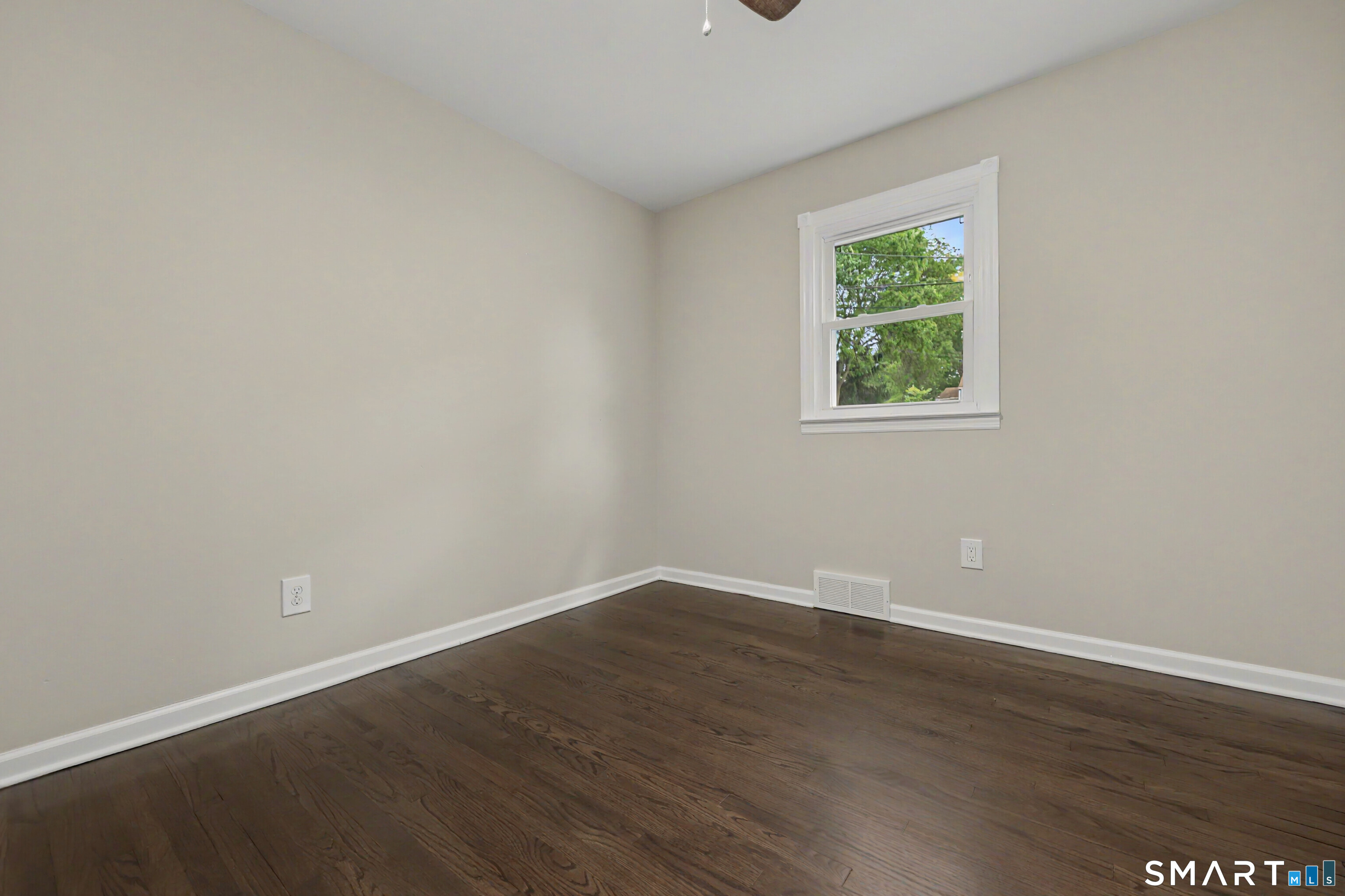15 Whitwell Street Milford CT 06460
