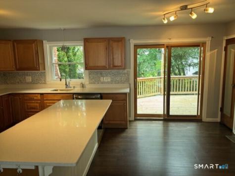 15 Whitwell Street Milford CT 06460