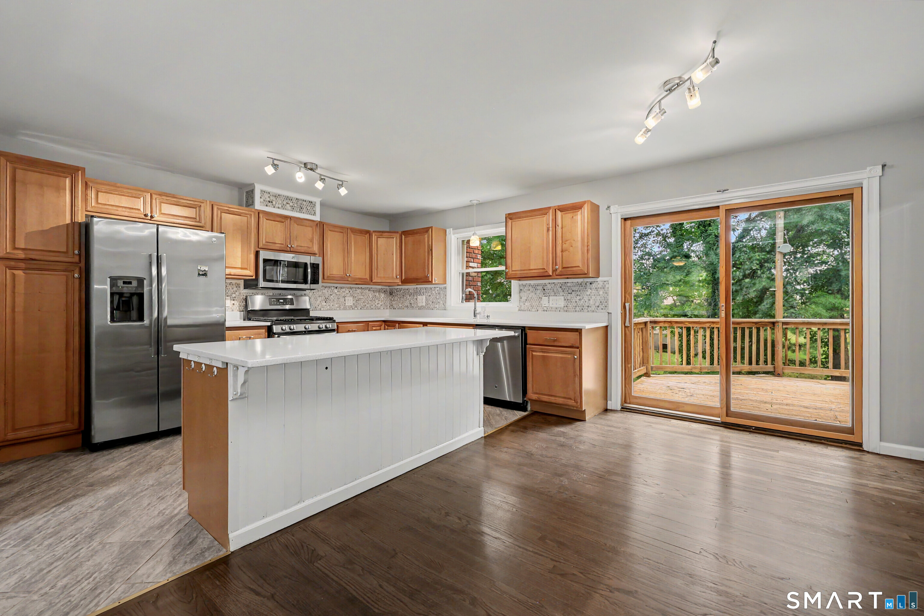15 Whitwell Street Milford CT 06460