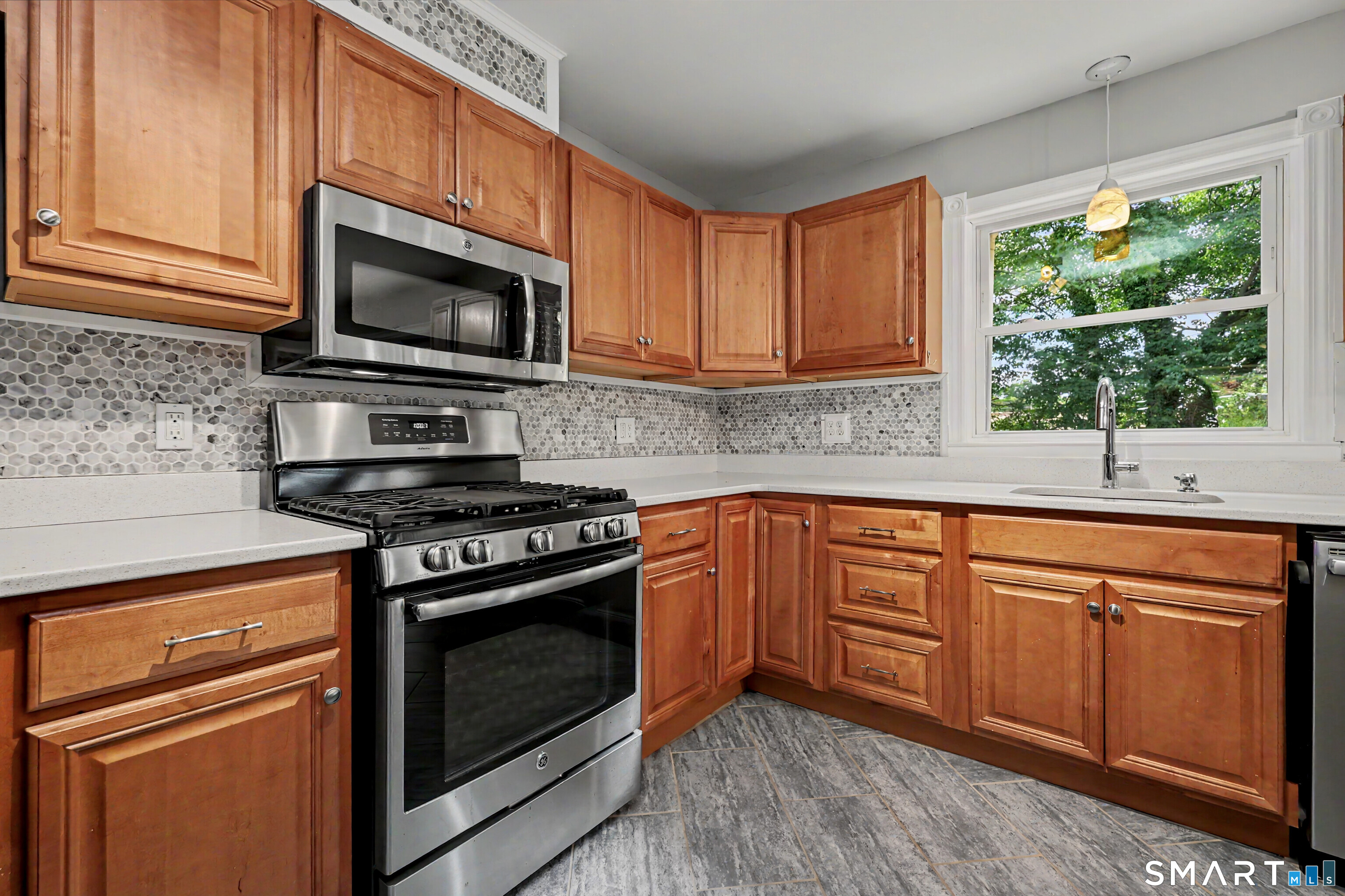15 Whitwell Street Milford CT 06460