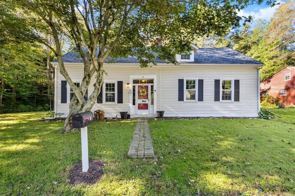 18 Gilman Road Bozrah CT 06334