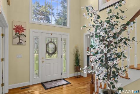 87 Avebury Lane Tolland CT 06084