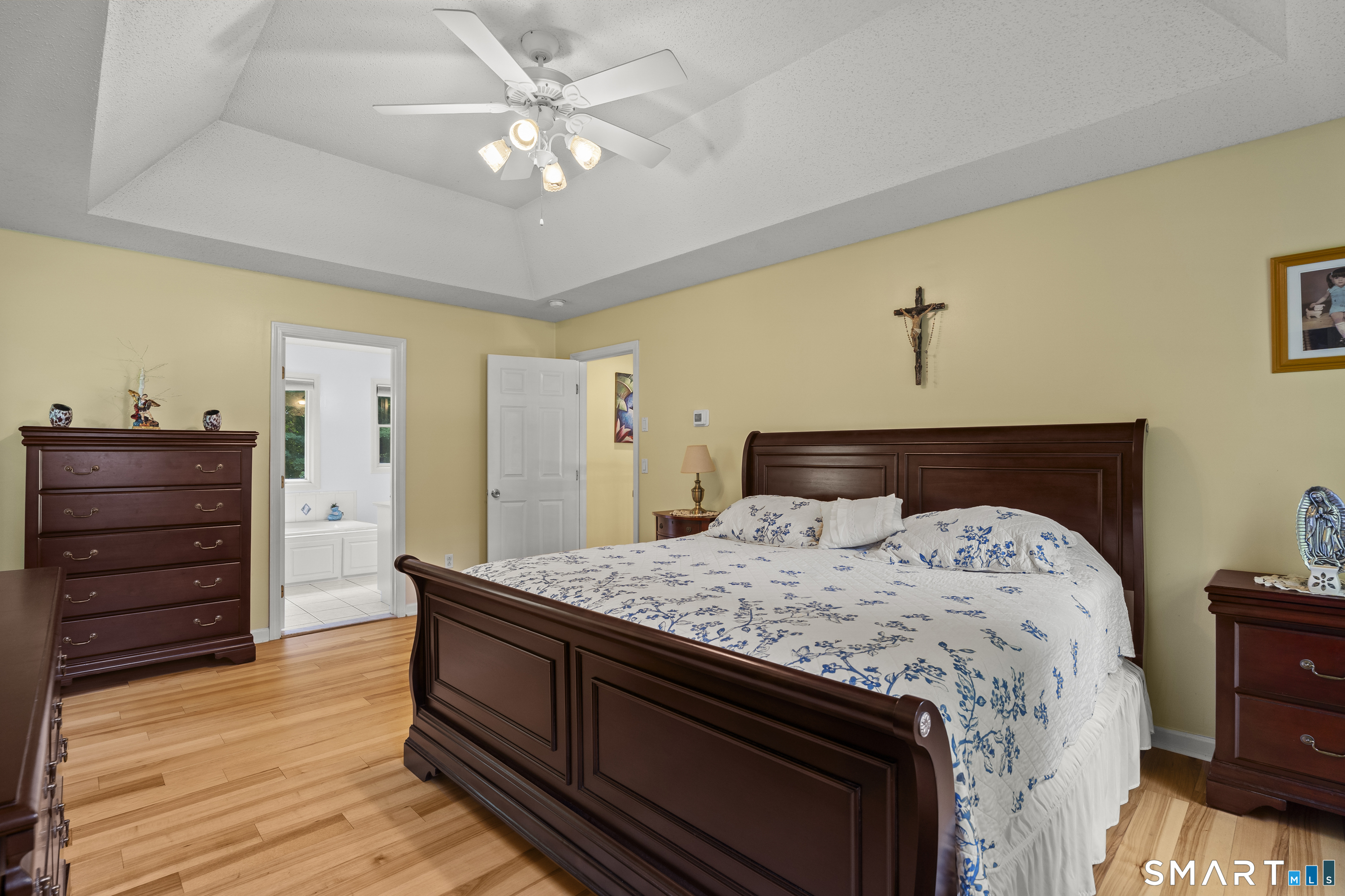 87 Avebury Lane Tolland CT 06084