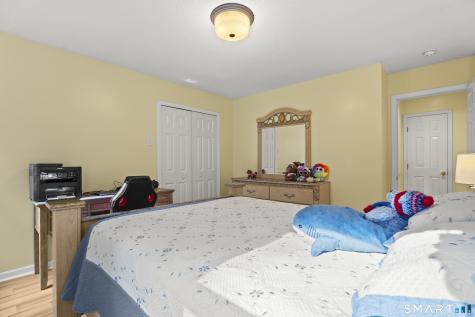 87 Avebury Lane Tolland CT 06084