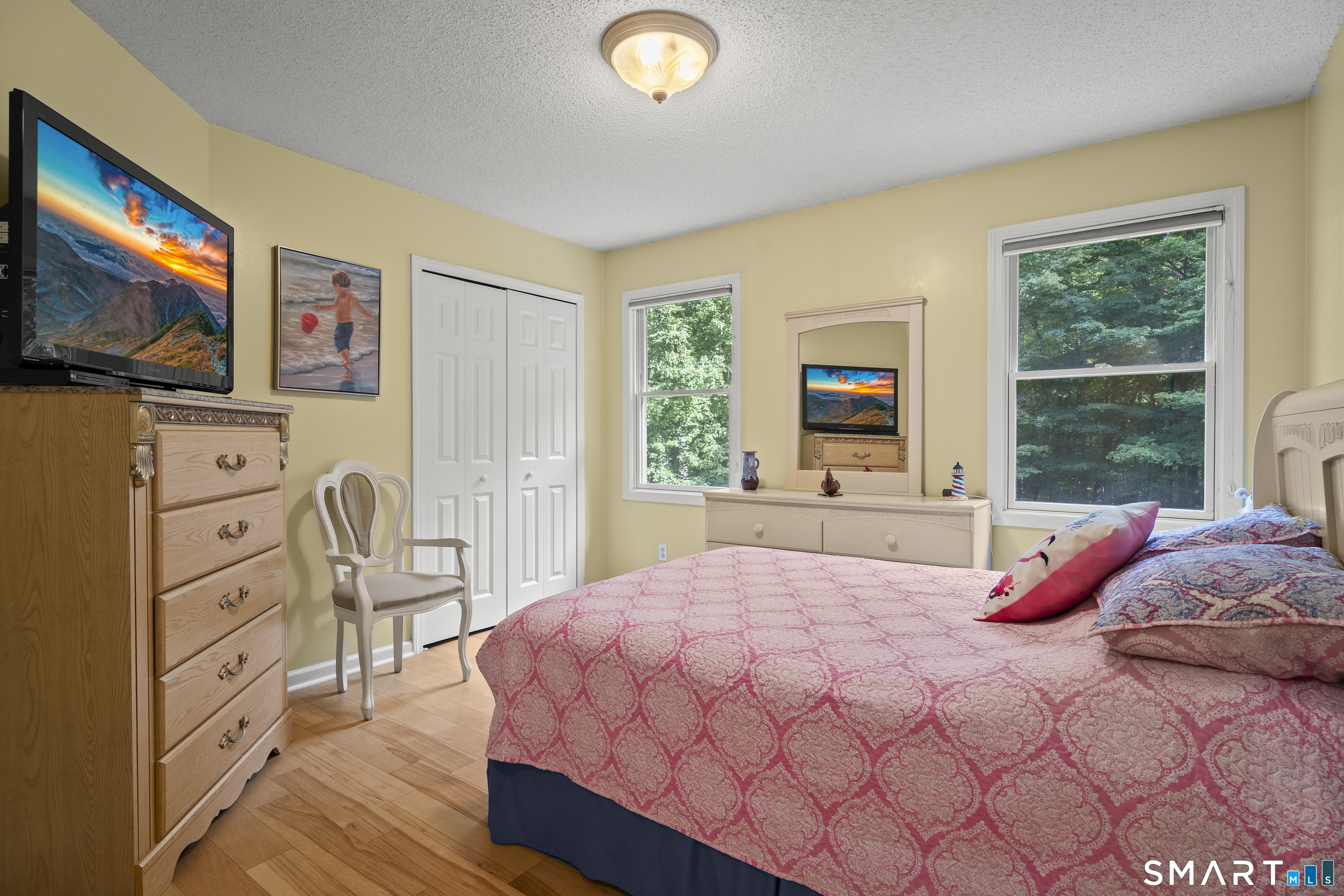 87 Avebury Lane Tolland CT 06084