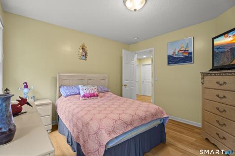 87 Avebury Lane Tolland CT 06084