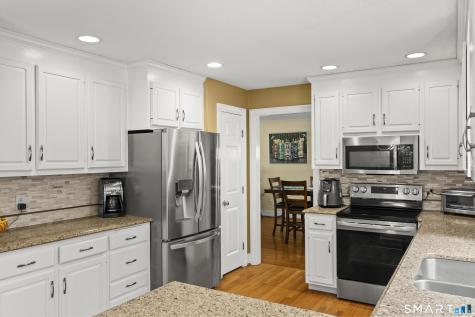 87 Avebury Lane Tolland CT 06084