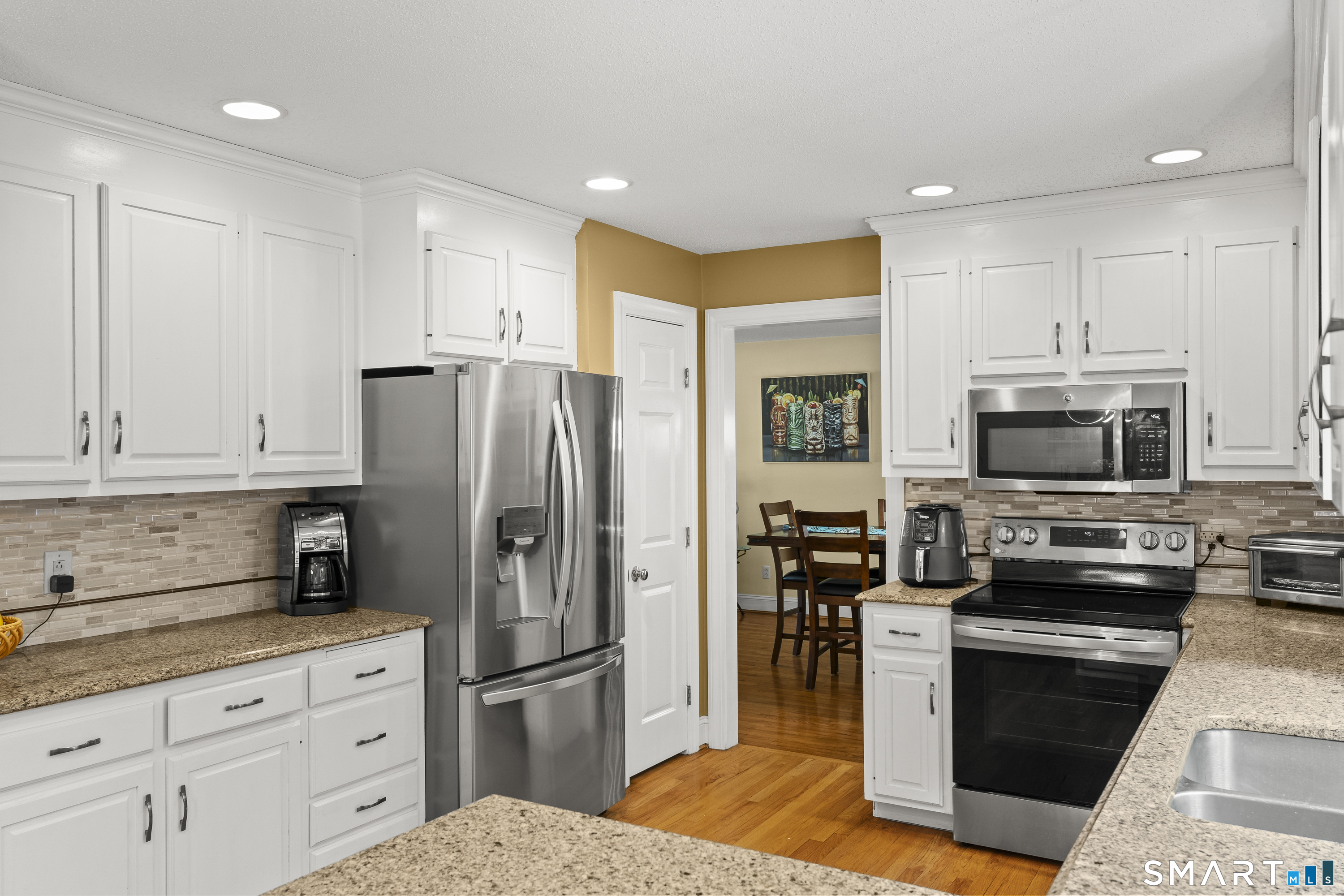 87 Avebury Lane Tolland CT 06084
