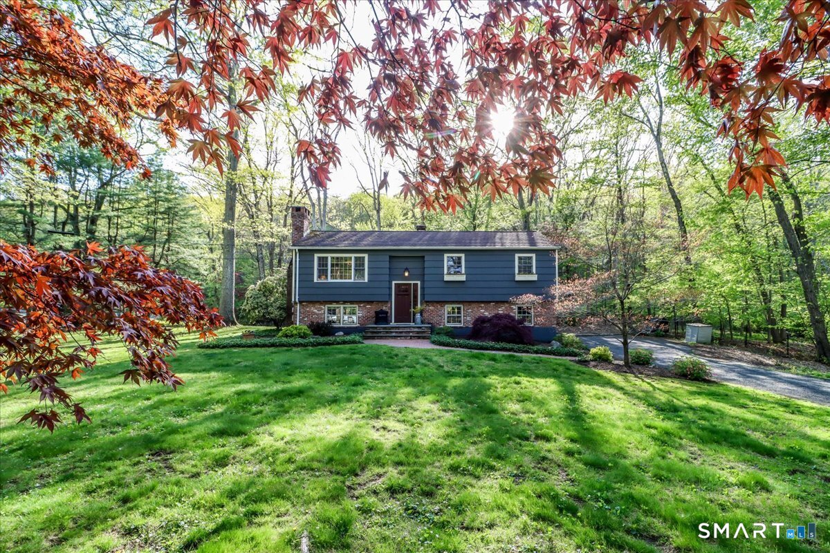 28 Fieldcrest Drive Ridgefield CT 06877