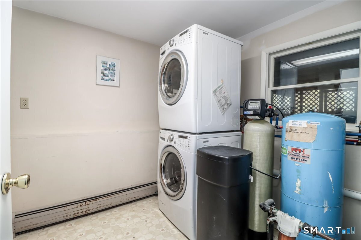28 Fieldcrest Drive Ridgefield CT 06877