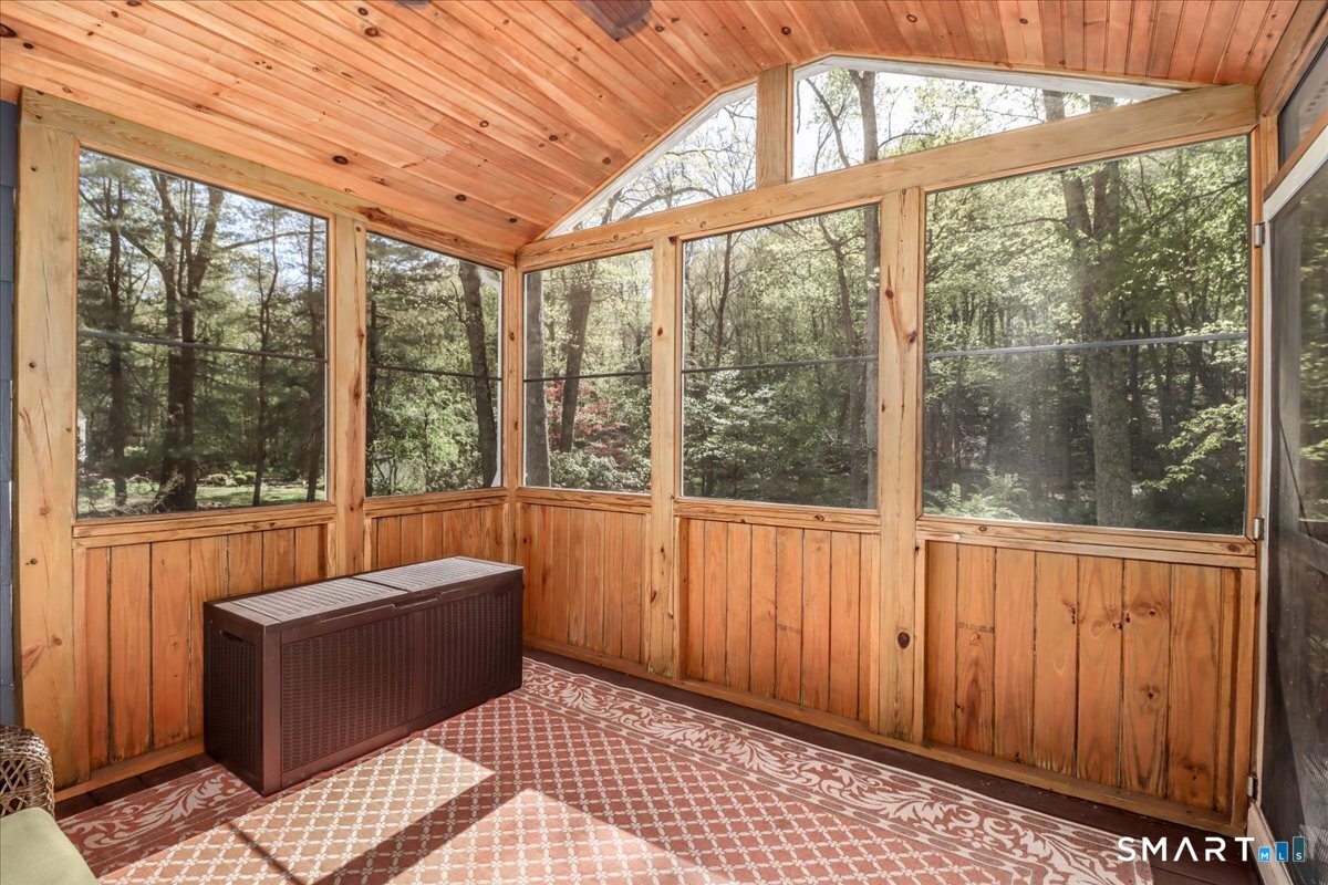 28 Fieldcrest Drive Ridgefield CT 06877