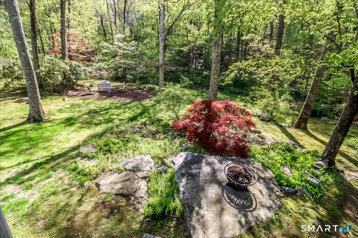 28 Fieldcrest Drive Ridgefield CT 06877