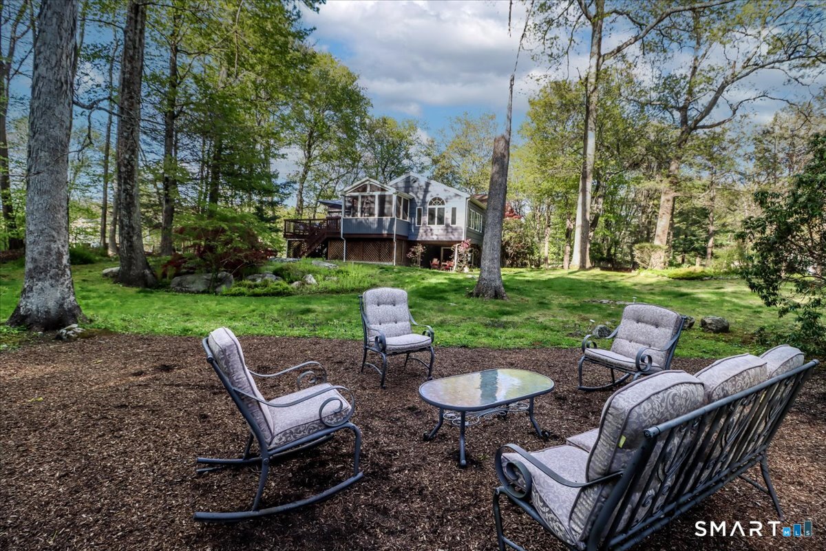 28 Fieldcrest Drive Ridgefield CT 06877