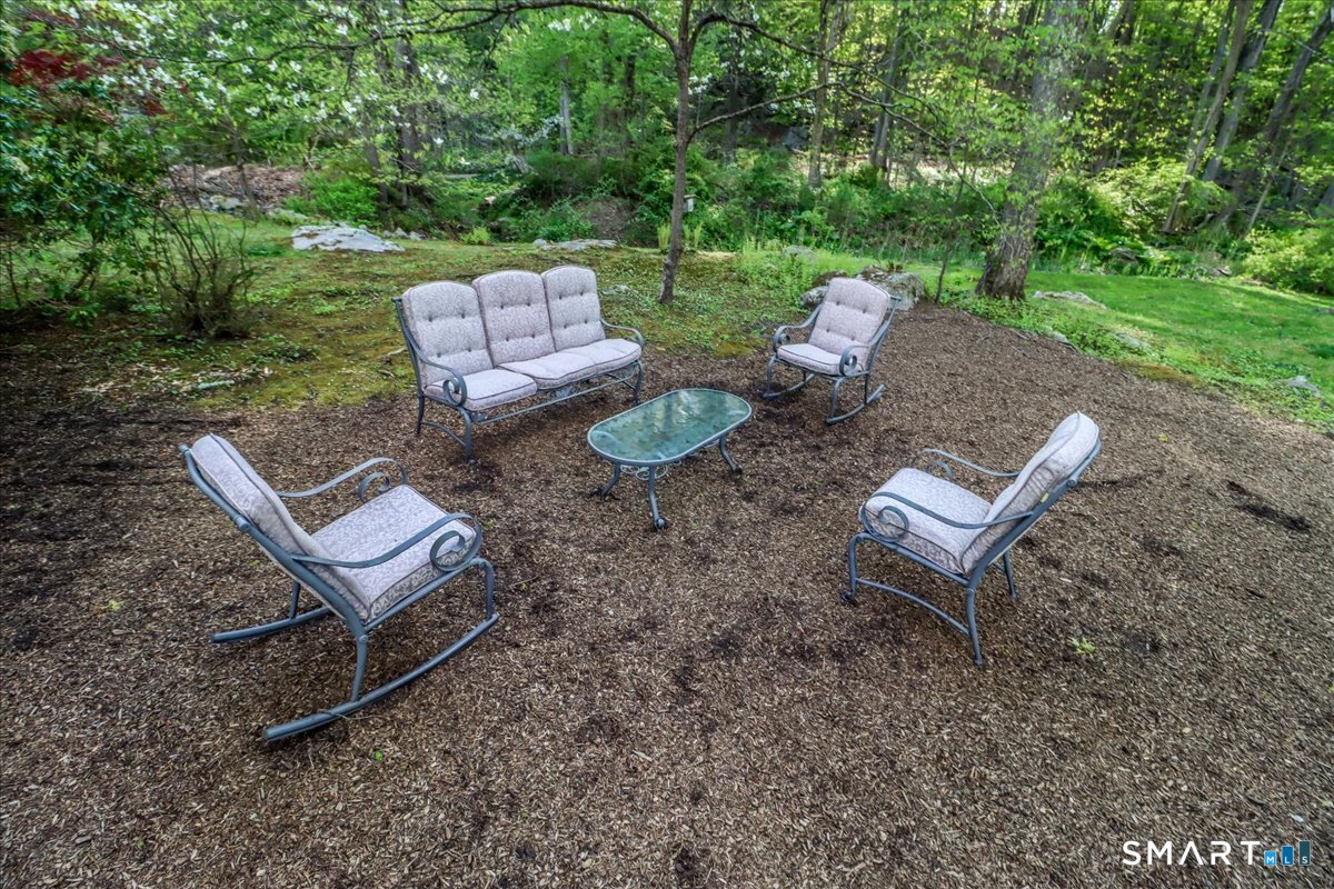 28 Fieldcrest Drive Ridgefield CT 06877