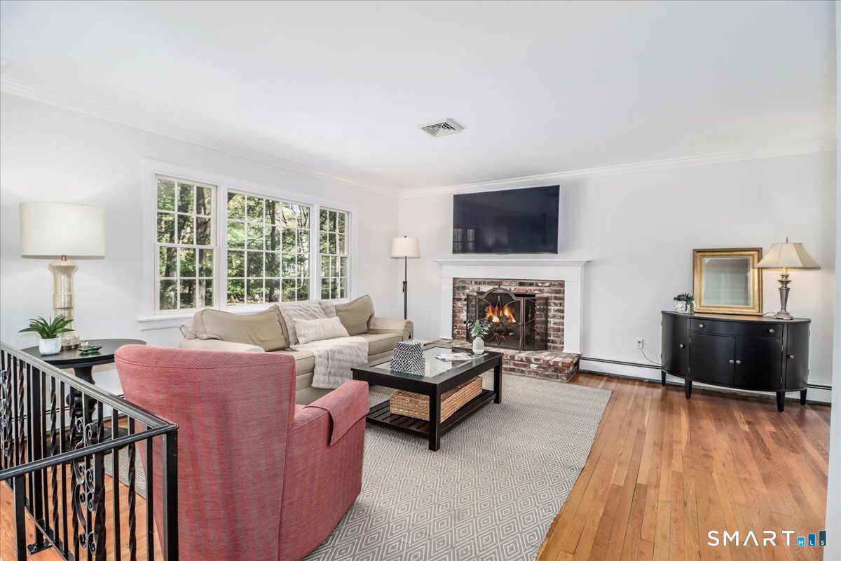 28 Fieldcrest Drive Ridgefield CT 06877