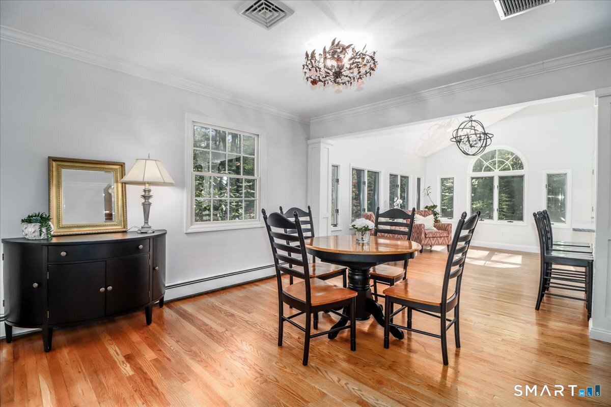 28 Fieldcrest Drive Ridgefield CT 06877