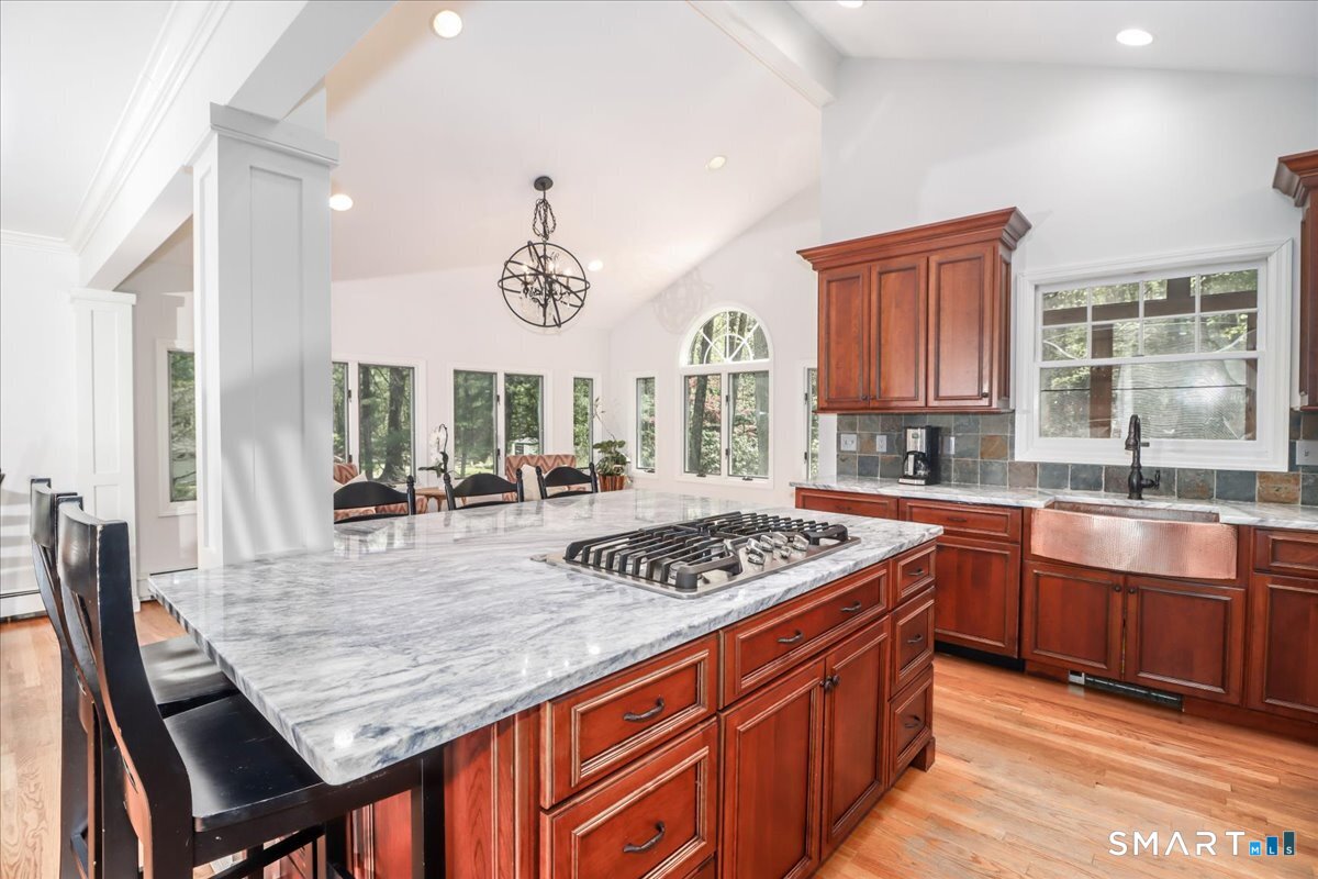28 Fieldcrest Drive Ridgefield CT 06877