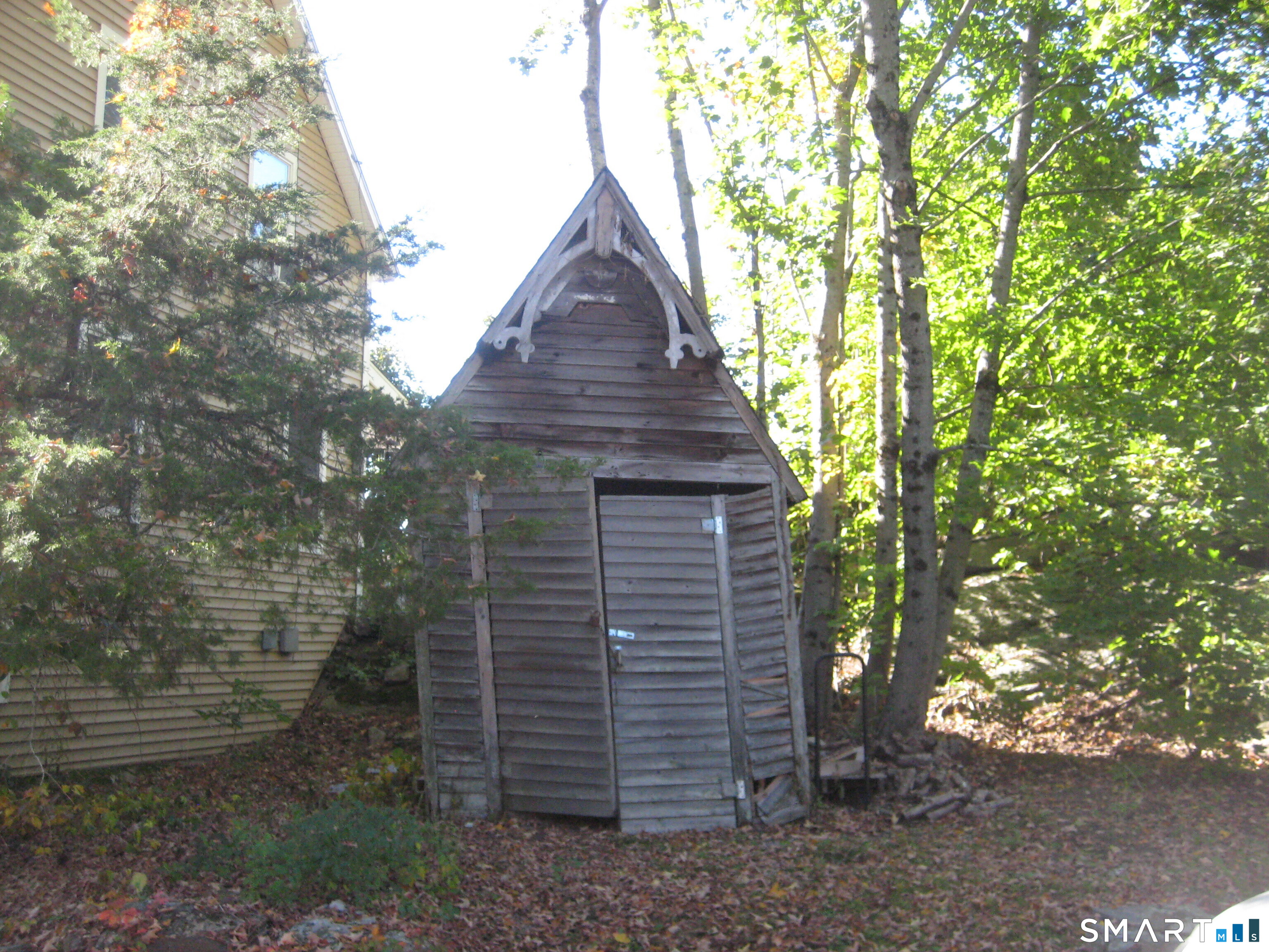 8 Vergason Avenue Norwich CT 06360