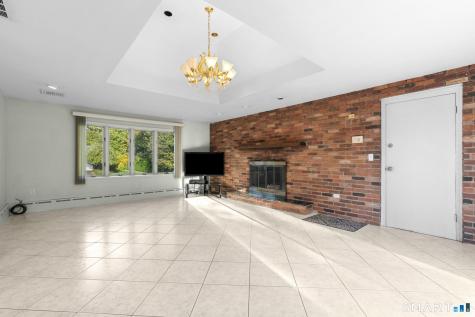 11 Peters Court North Haven CT 06473
